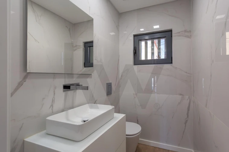 Moradia T4 para Venda em Loures Foto 27