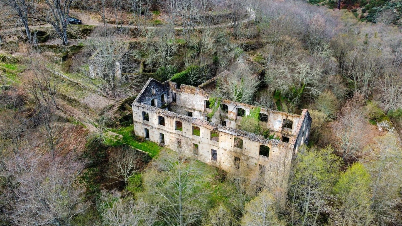 Quinta T5 para Venda em Jarmelo São Miguel Foto 1