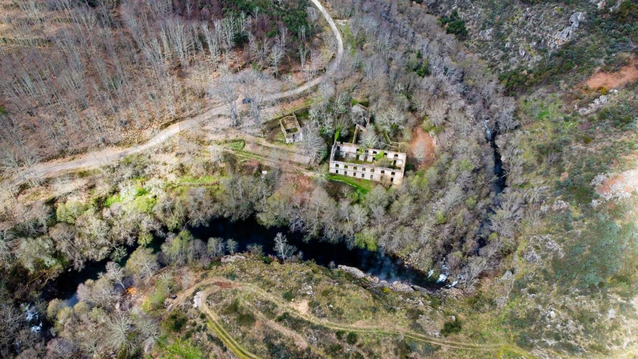 Quinta T5 para Venda em Jarmelo São Miguel Foto 2