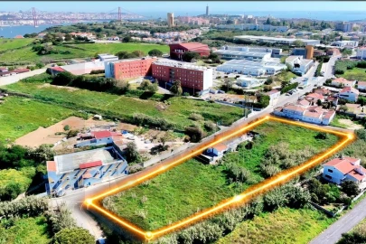 Terreno para Venda em Caparica e Trafaria
