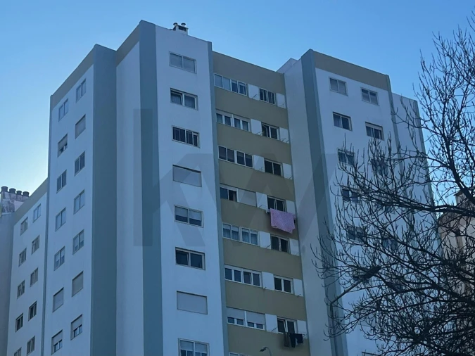 Apartamento T3 para Venda em Massamá e Monte Abraão Foto 24