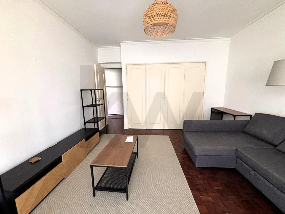 Apartamento T1 para Arrendamento em Arroios Foto 2