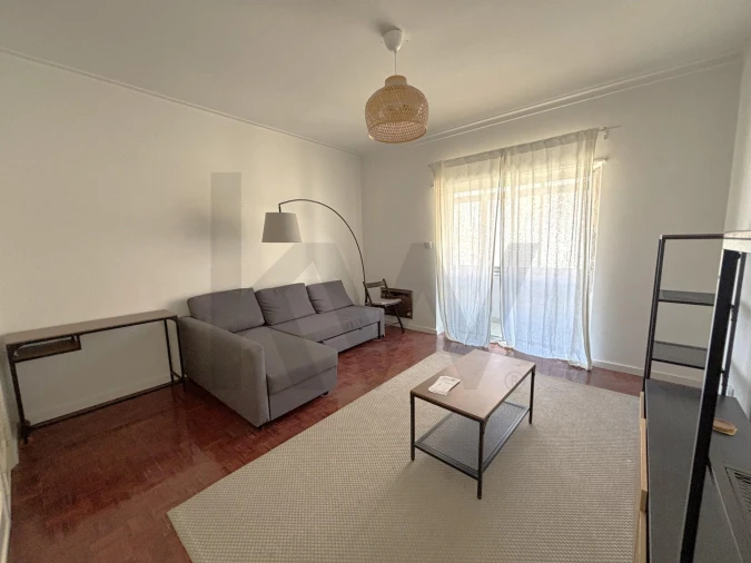Apartamento T1 para Arrendamento em Arroios