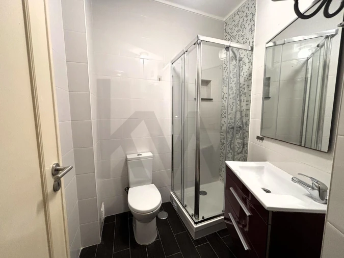 Apartamento T1 para Arrendamento em Arroios Foto 4