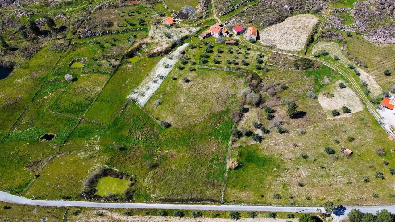 Quinta para Venda em Sortelha Foto 1