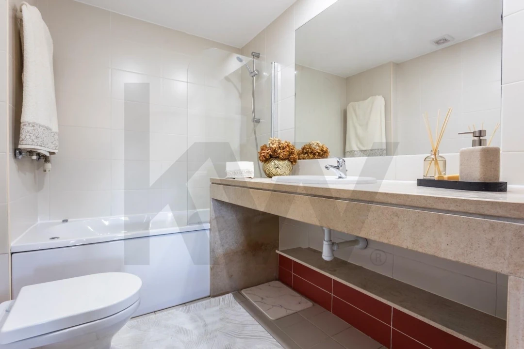 Apartamento T2 para Venda em Rio de Mouro Foto 10