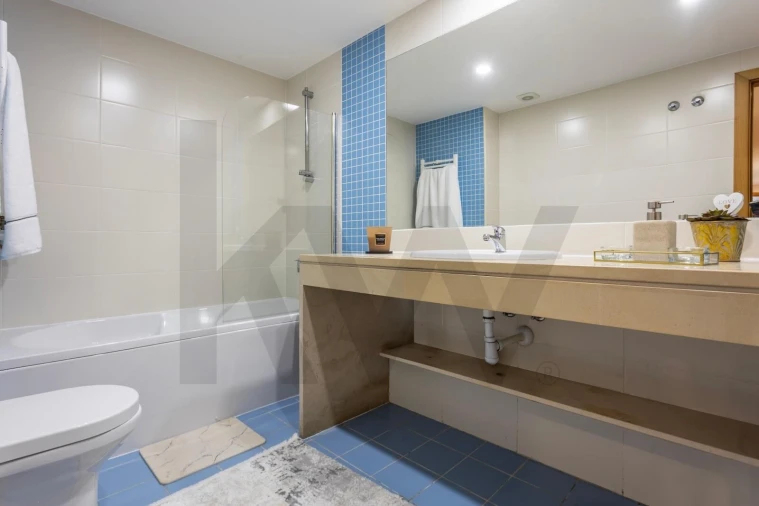 Apartamento T2 para Venda em Rio de Mouro Foto 19