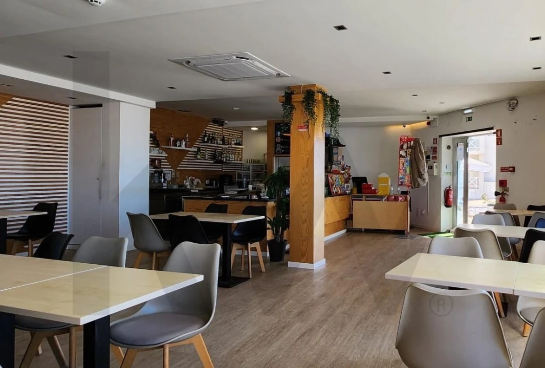 Loja para Venda em Gafanha da Encarnação Foto 4