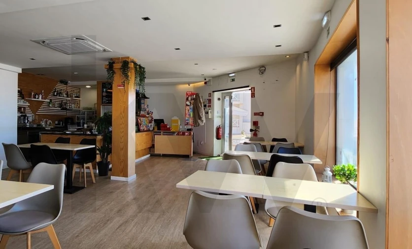 Loja para Venda em Gafanha da Encarnação Foto 5