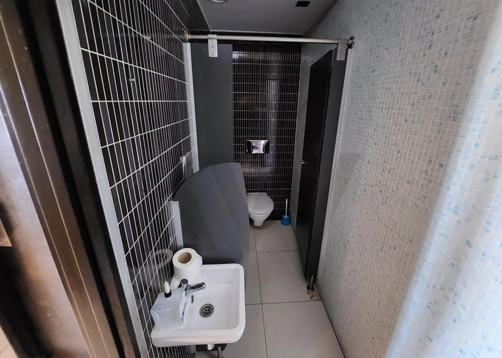 Loja para Venda em Gafanha da Encarnação Foto 25