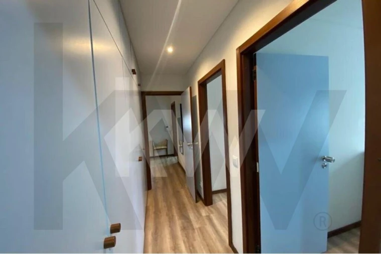 Apartamento T2 para Arrendamento em Ramalde Foto 15