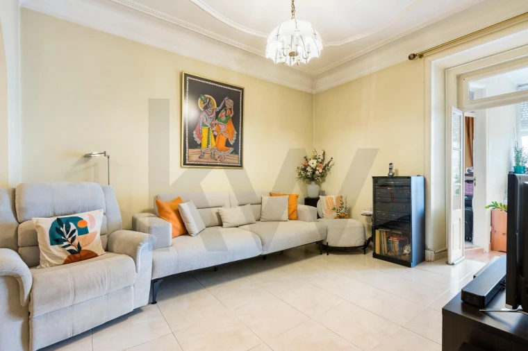 Apartamento T4 para Venda em Penha de França Foto 1