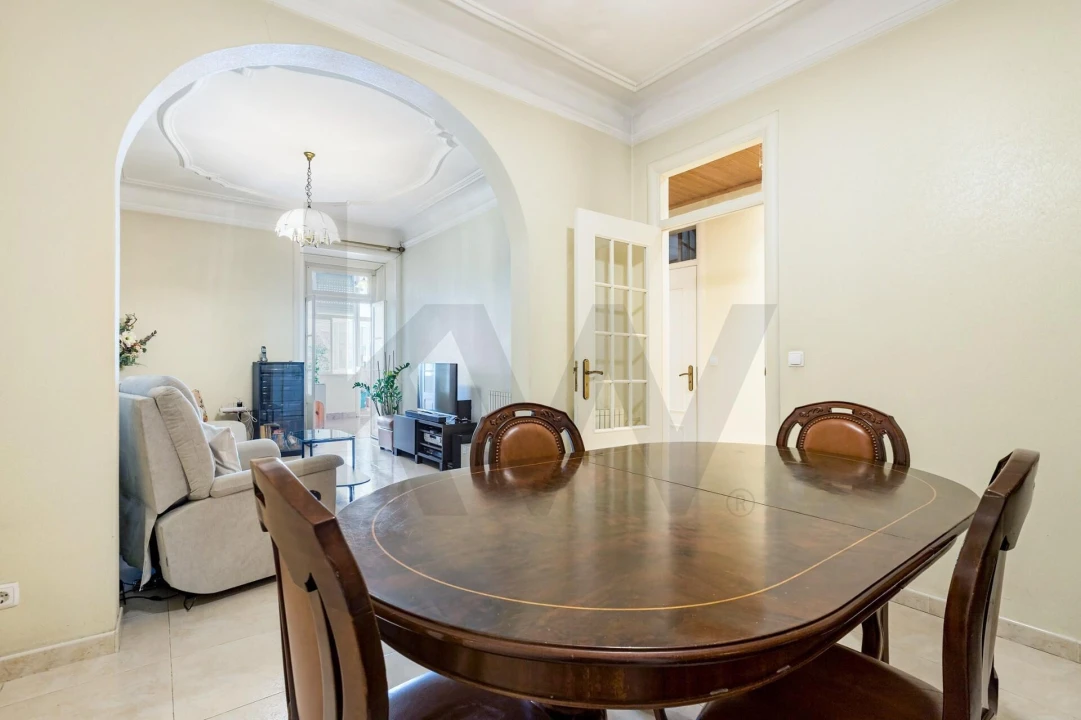 Apartamento T4 para Venda em Penha de França Foto 7