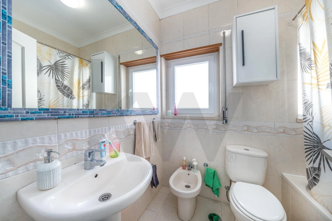 Moradia T3 para Venda em Santo Isidoro Foto 20