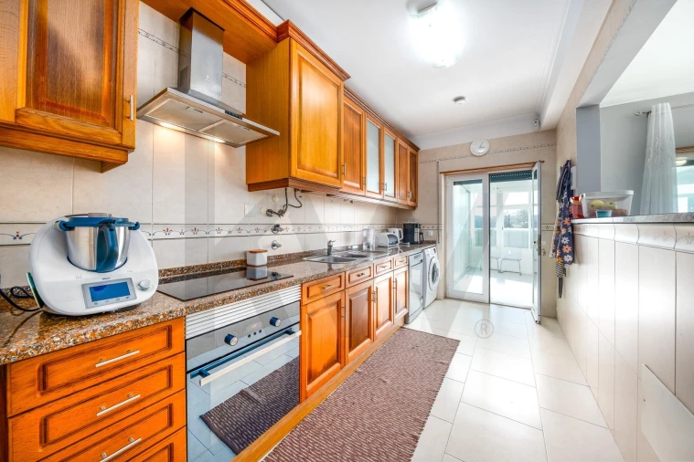 Moradia T3 para Venda em Santo Isidoro Foto 12