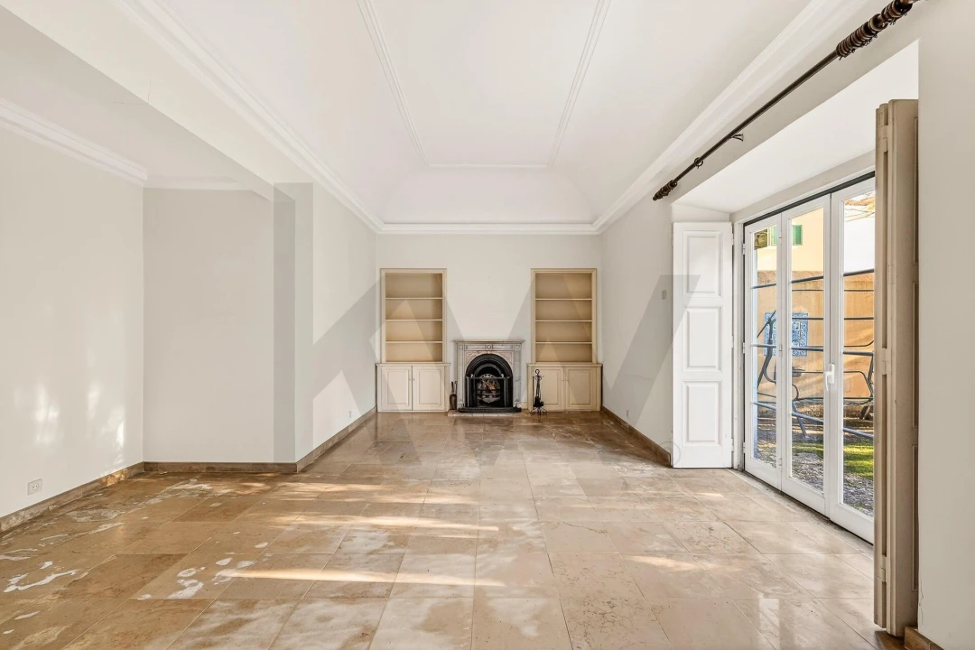 Moradia T7 para Venda em Penha de França Foto 9