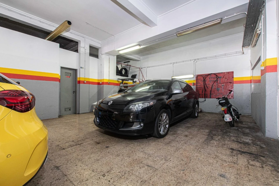 Armazém para Venda em Odivelas Foto 7