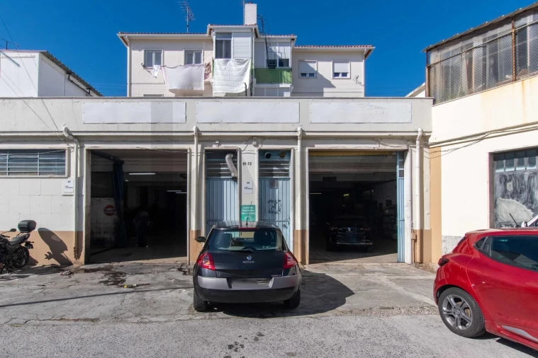 Armazém para Venda em Odivelas Foto 11