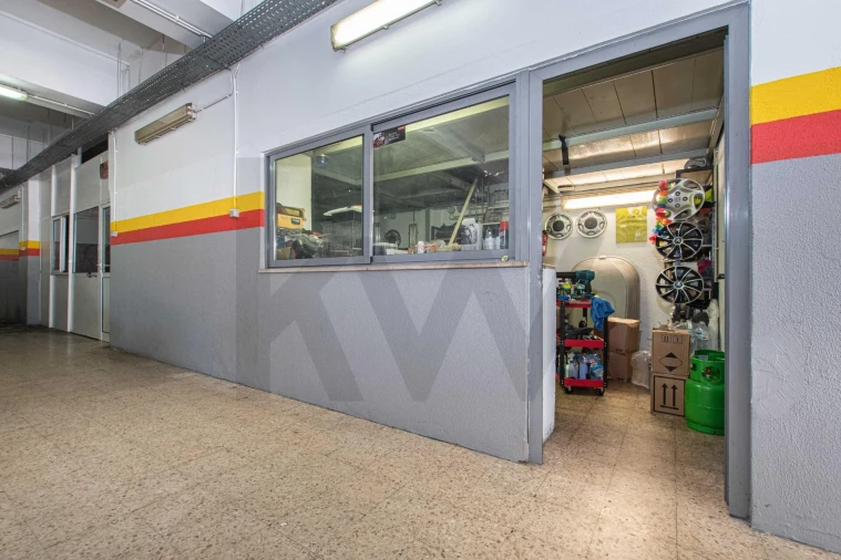 Armazém para Venda em Odivelas Foto 8