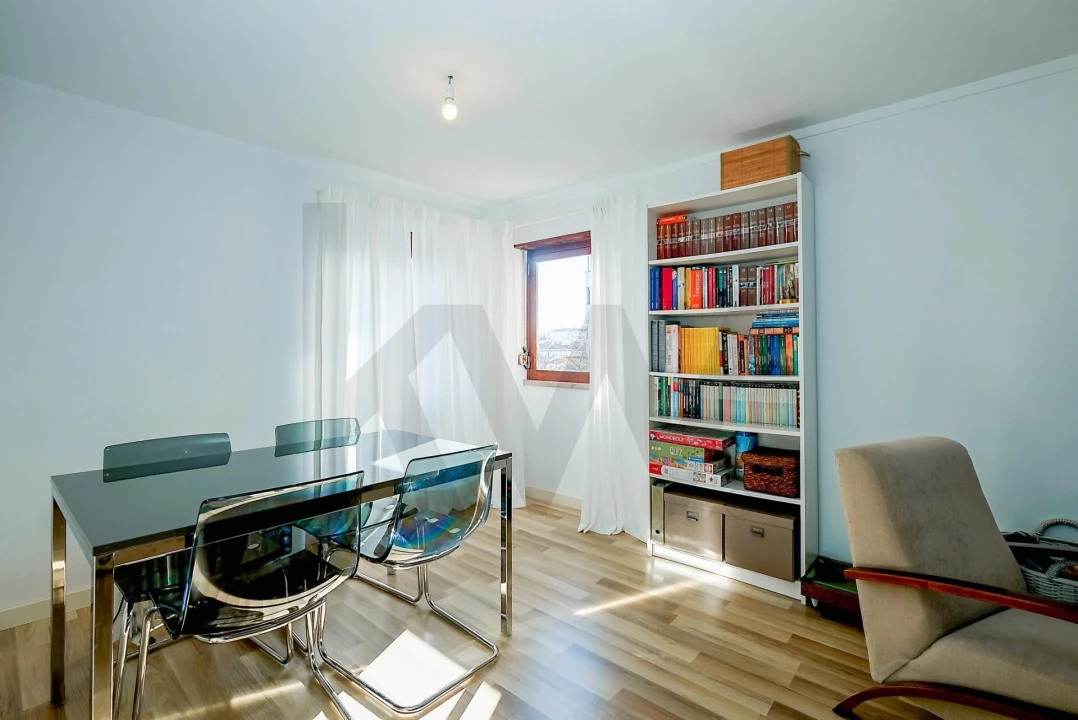 Apartamento T3 para Venda em Odivelas Foto 7