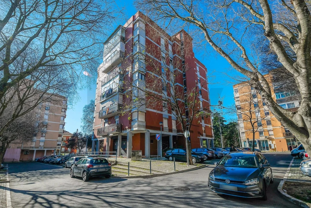 Apartamento T3 para Venda em Odivelas Foto 24