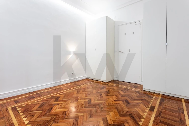 Apartamento T4 para Arrendamento em Santo António Foto 21