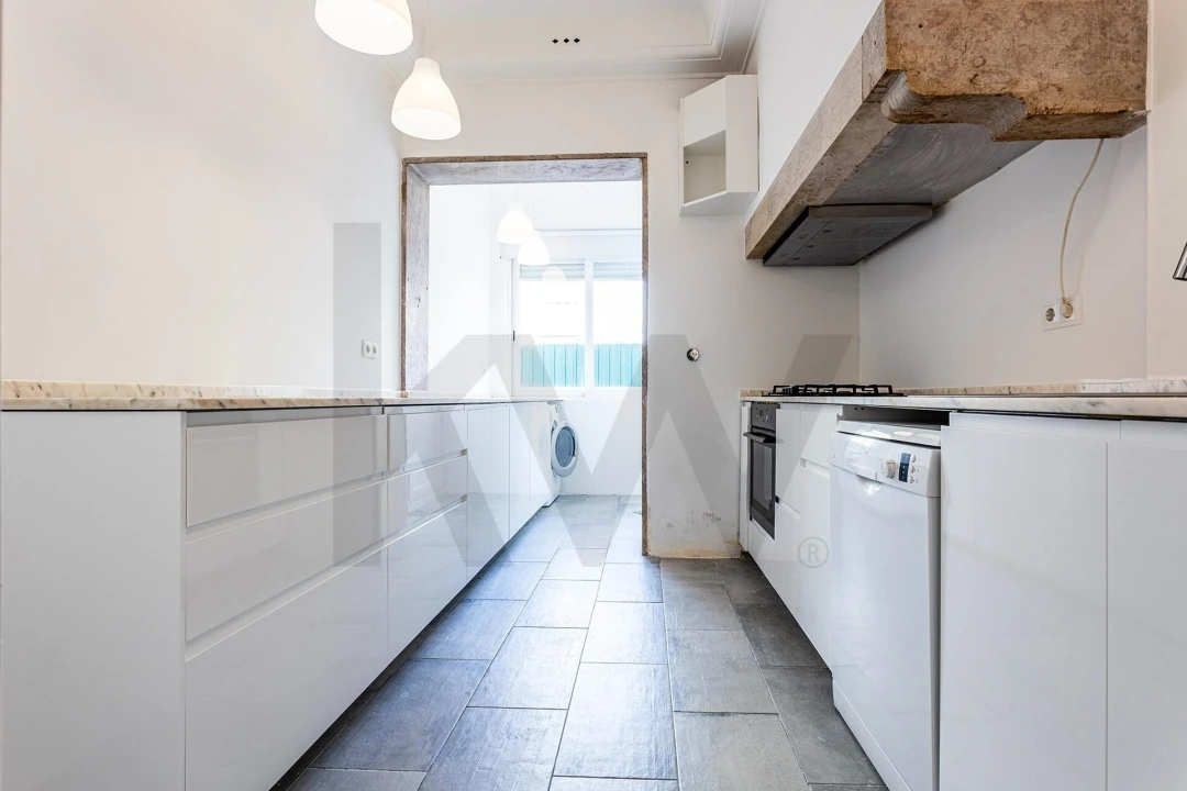 Apartamento T4 para Arrendamento em Santo António Foto 29