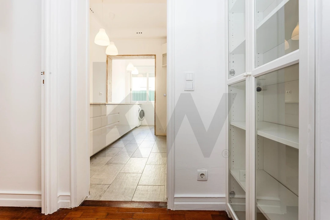 Apartamento T4 para Arrendamento em Santo António Foto 24