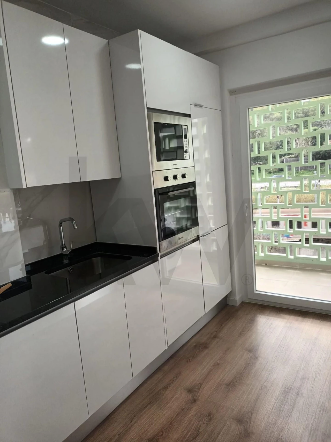 Apartamento T3 para Venda em Benfica Foto 3