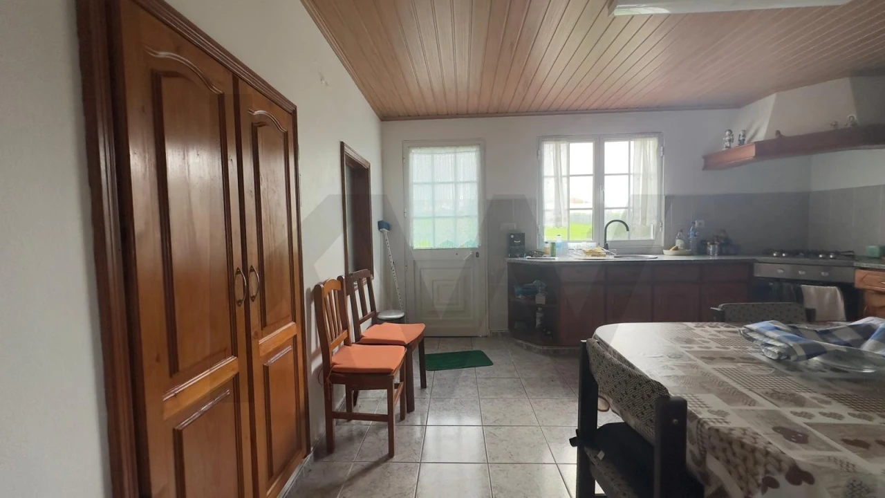 Moradia T1 para Venda em Algarvia Foto 7