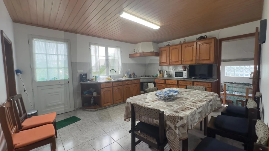 Moradia T1 para Venda em Algarvia Foto 8