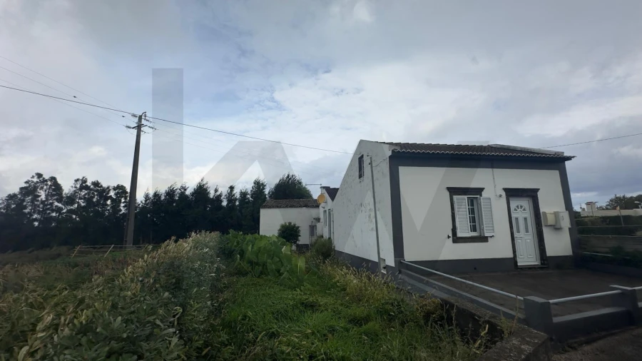 Moradia T1 para Venda em Algarvia Foto 3