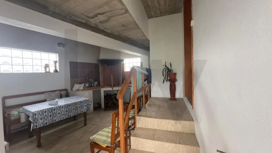 Moradia T1 para Venda em Algarvia Foto 6