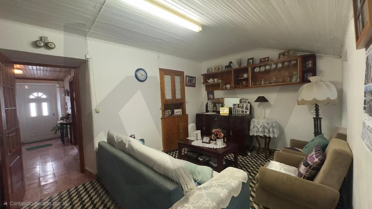 Moradia T1 para Venda em Algarvia Foto 14