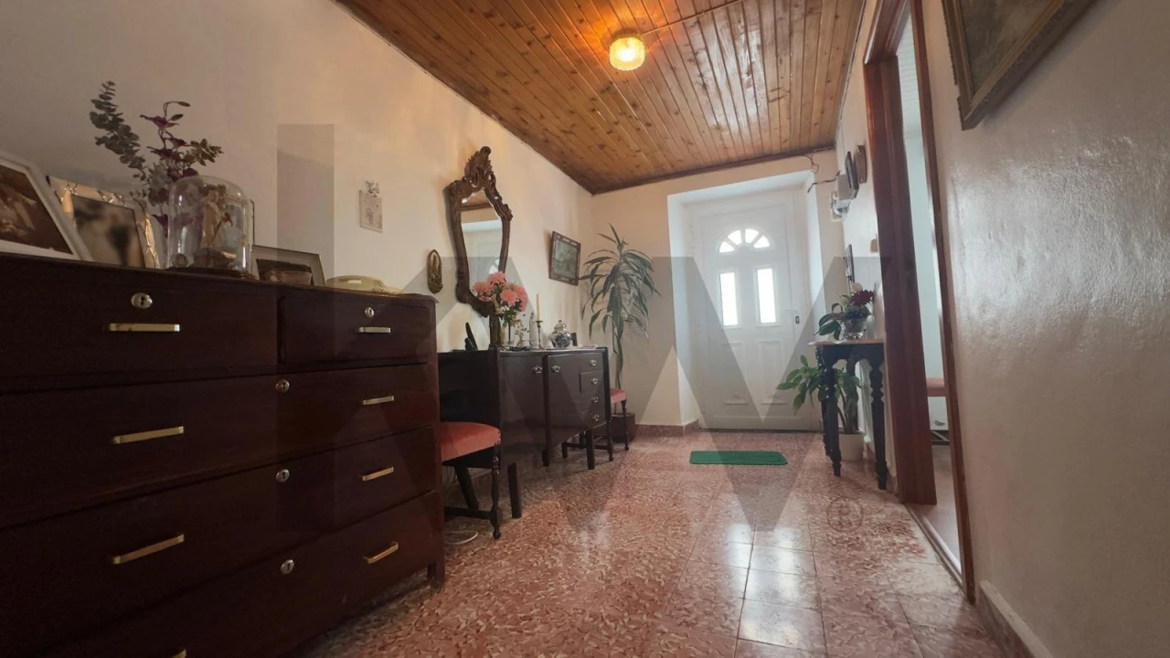 Moradia T1 para Venda em Algarvia Foto 2