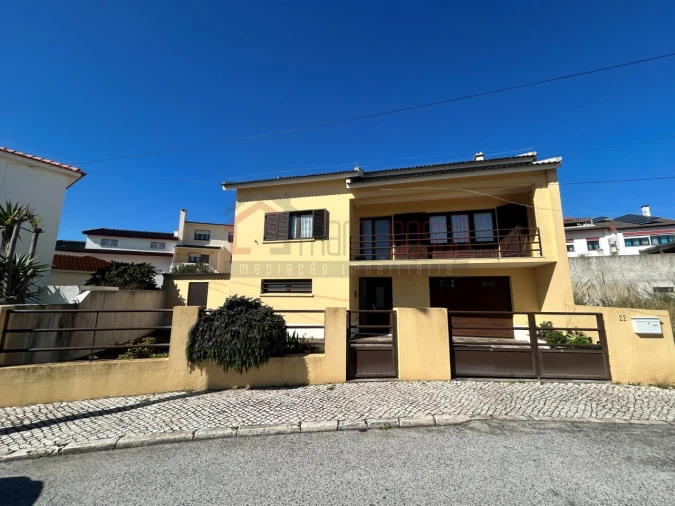 Moradia T3 para Venda em Peniche Foto 3