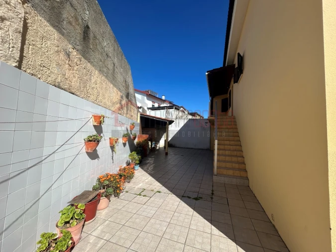 Moradia T3 para Venda em Peniche Foto 11