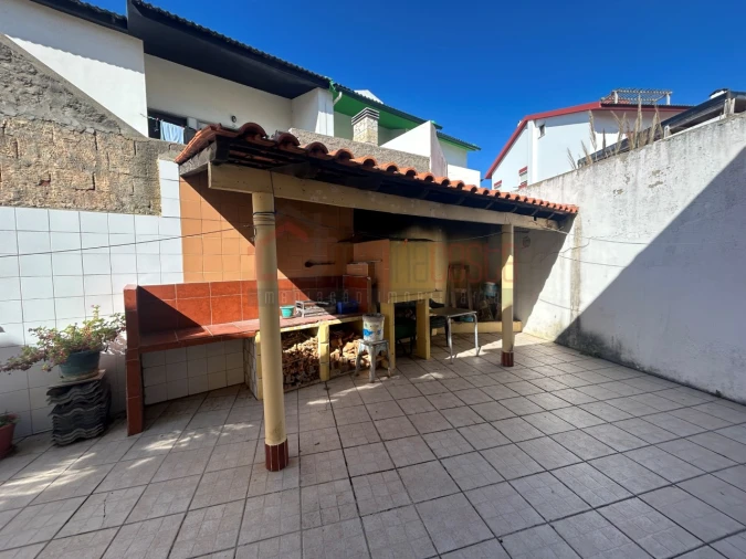 Moradia T3 para Venda em Peniche Foto 9