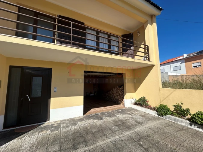 Moradia T3 para Venda em Peniche Foto 13