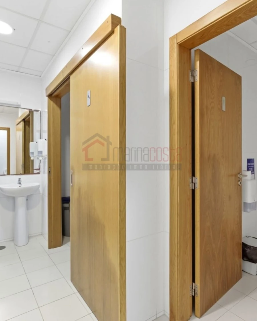 Prédio para Venda em Peniche Foto 10