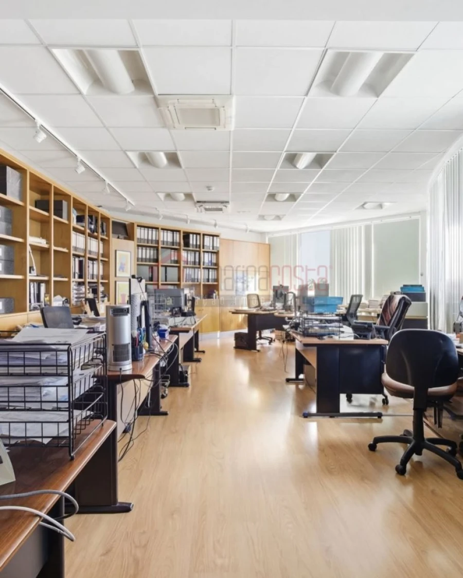 Prédio para Venda em Peniche Foto 12