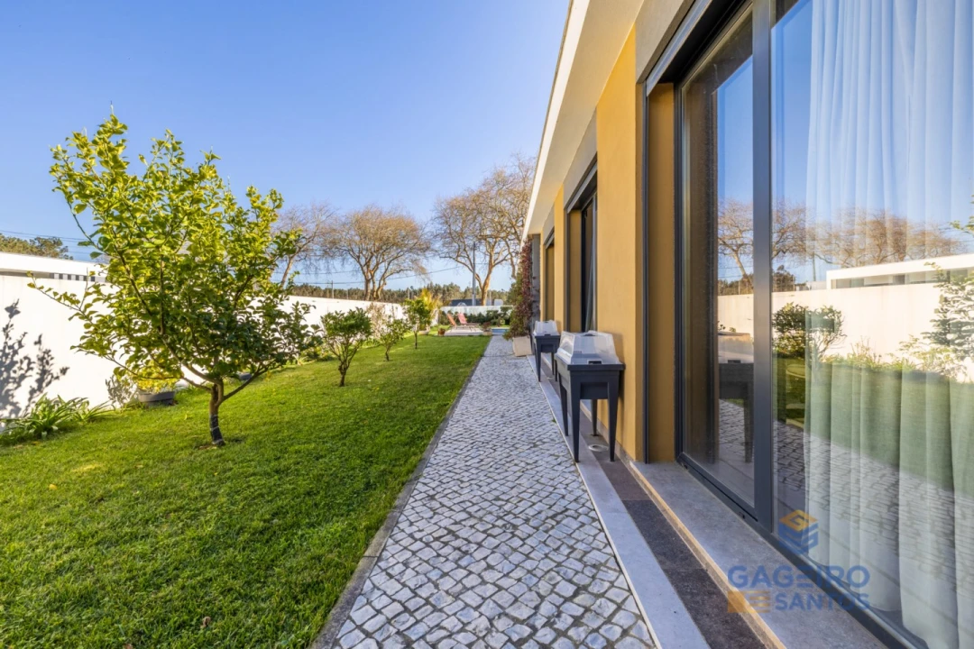 Moradia T3 para Venda em Foz do Arelho Foto 45