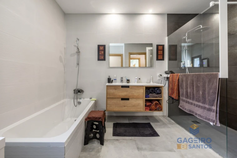 Moradia T3 para Venda em Foz do Arelho Foto 36