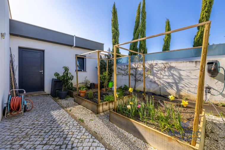 Moradia T3 para Venda em Foz do Arelho Foto 42