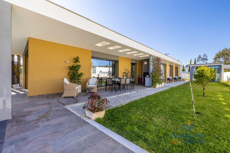 Moradia T3 para Venda em Foz do Arelho Foto 52