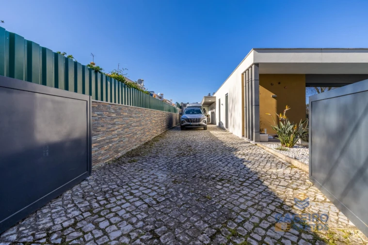 Moradia T3 para Venda em Foz do Arelho Foto 63