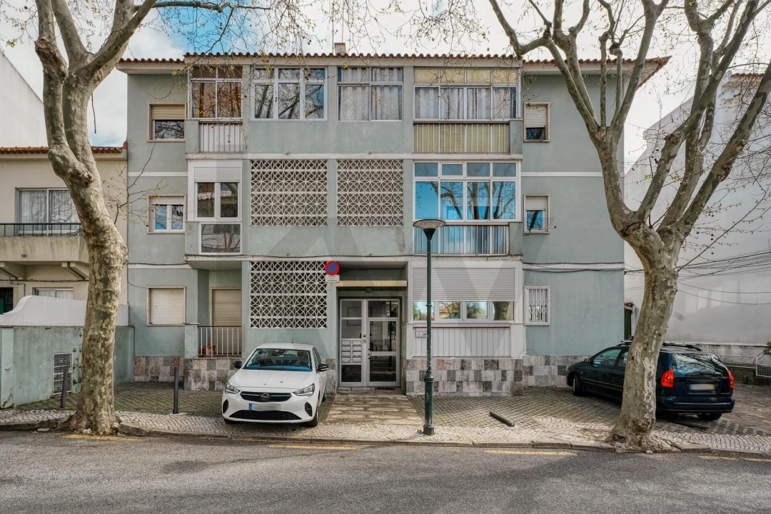 Apartamento T2 para Venda em Carcavelos e Parede Foto 26