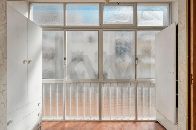 Apartamento T2 para Venda em Carcavelos e Parede Foto 4