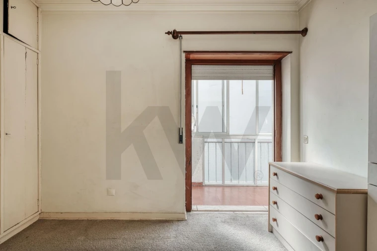 Apartamento T2 para Venda em Carcavelos e Parede Foto 16