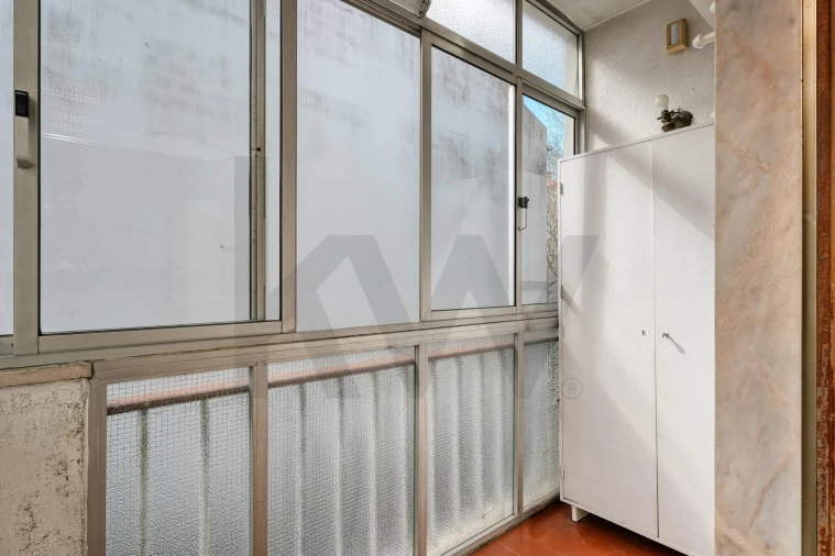 Apartamento T2 para Venda em Carcavelos e Parede Foto 18